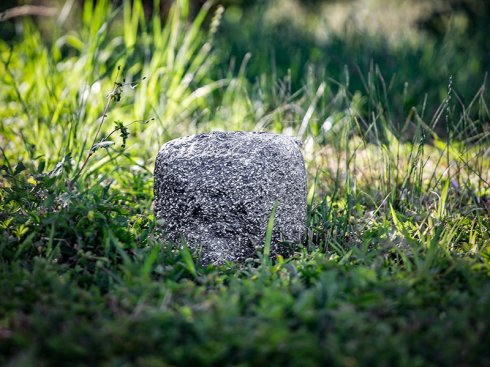 STONE 4Z zahradní elektro-kámen (4x zásuvka, s přívodním kabelem) - šedá-2